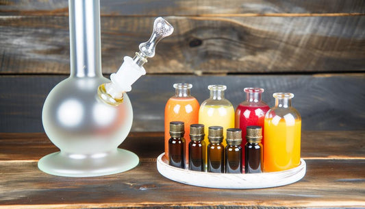 10 Best Bong Water Alternatives for a Unique Smoking Experience: From Fruit Juice to Essential Oils